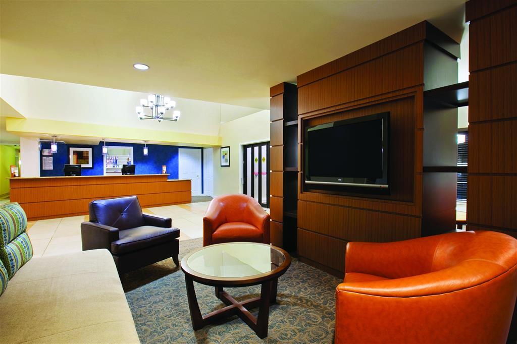 Hyatt House - University Village Colorado Springs Interior foto