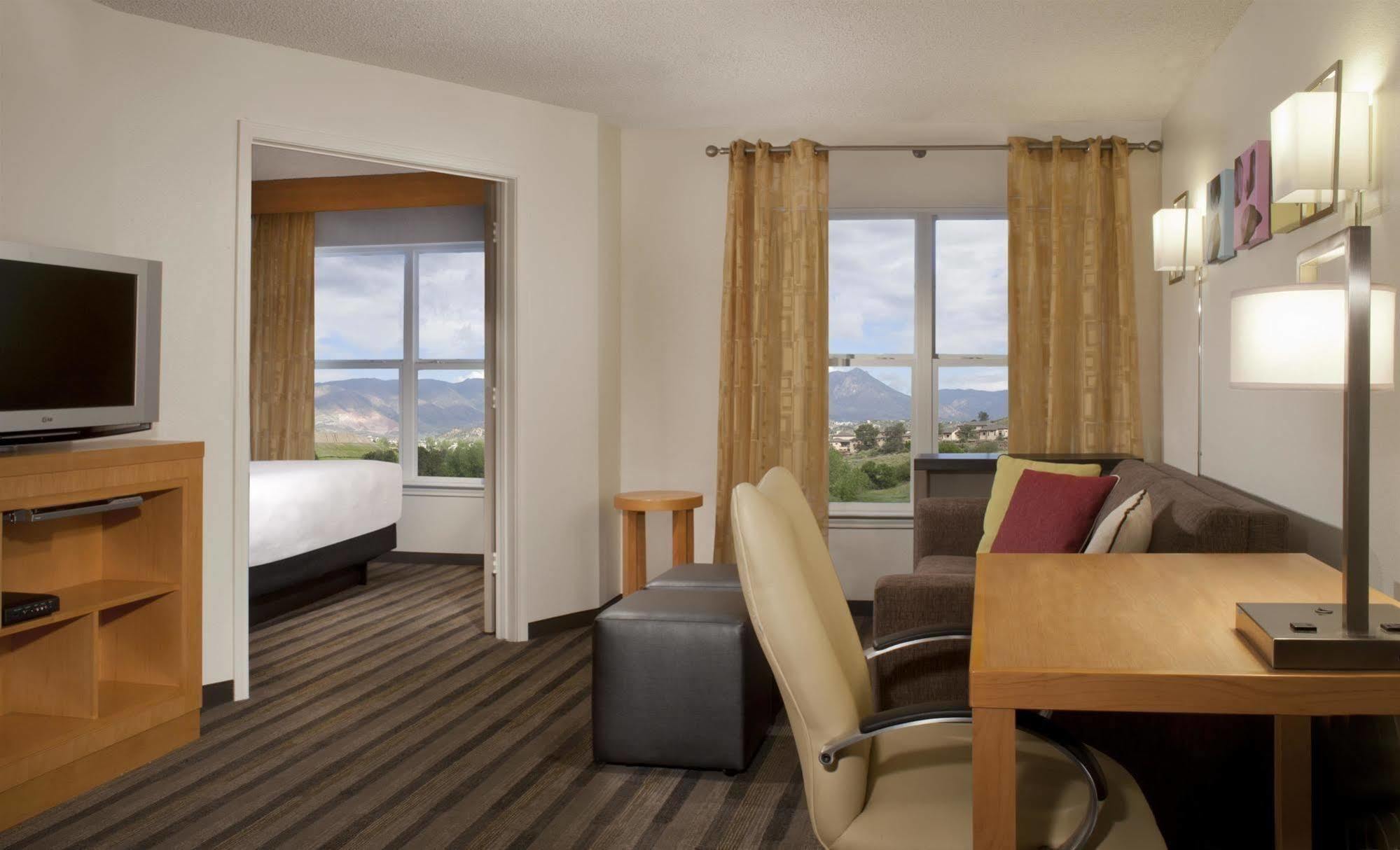 Hyatt House - University Village Colorado Springs Exterior foto