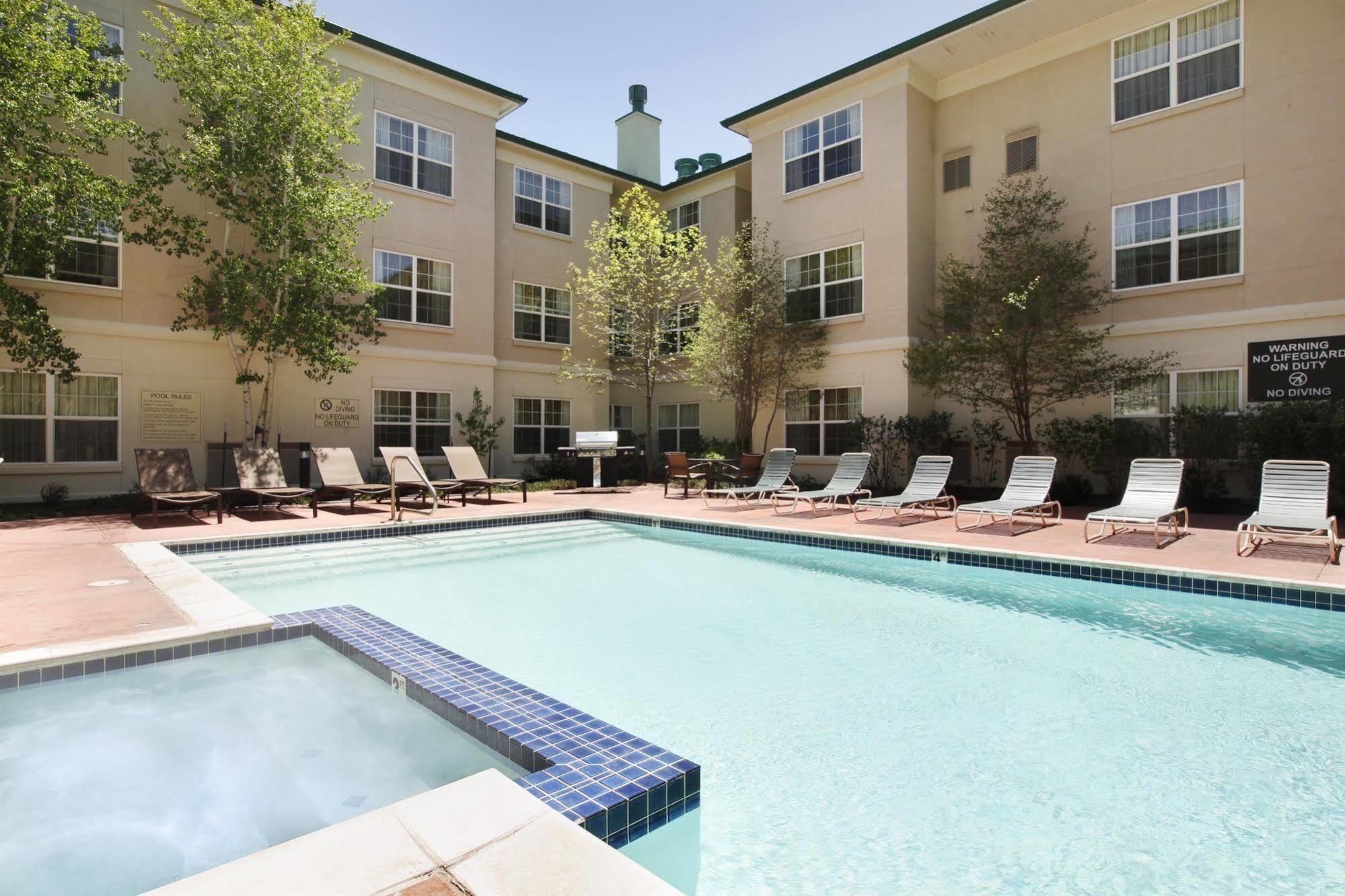 Hyatt House - University Village Colorado Springs Facilidades foto