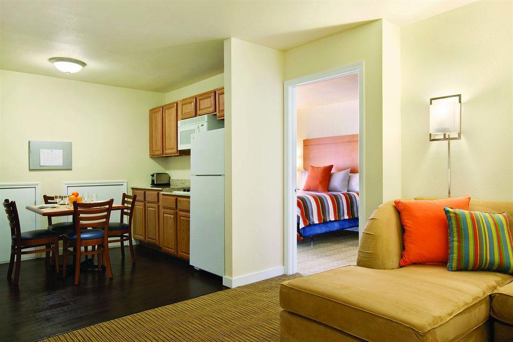 Hyatt House - University Village Colorado Springs Exterior foto